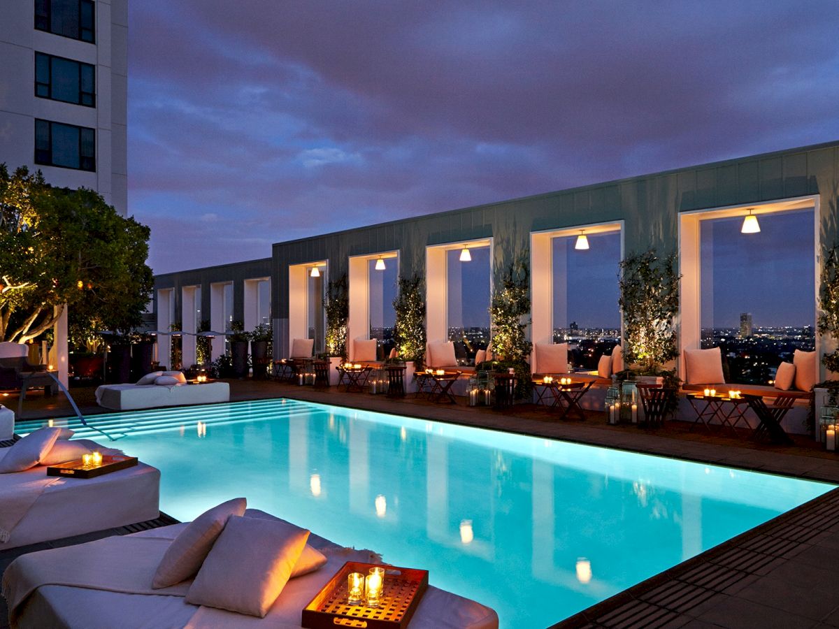 The Valorian Los Angeles, Curio Collection by Hilton