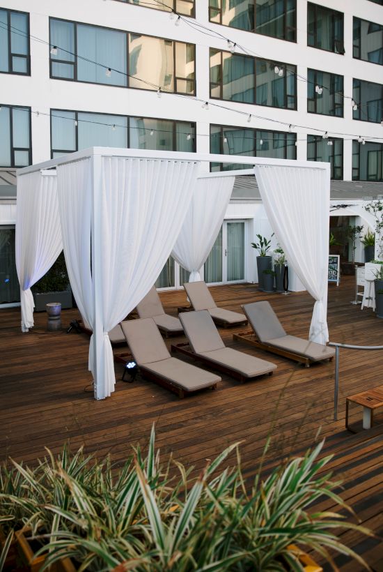 The Valorian Los Angeles, Curio Collection by Hilton