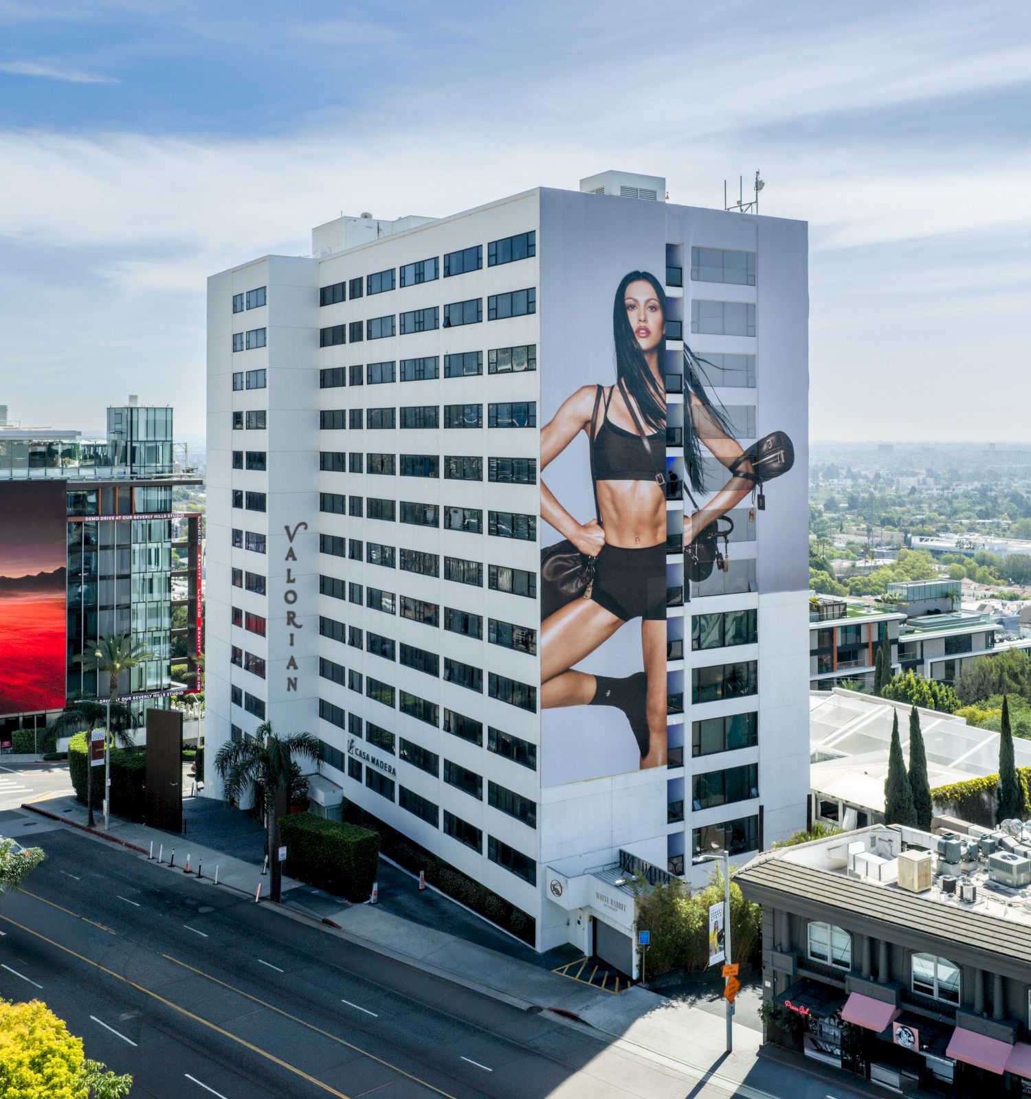 The Valorian Los Angeles, Curio Collection by Hilton