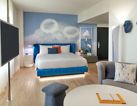 The Valorian Los Angeles, Curio Collection by Hilton